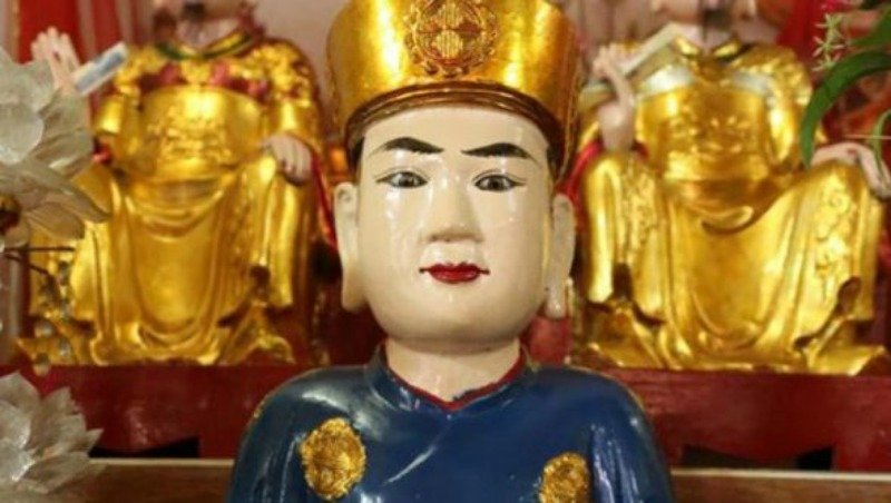 Công đức không cần ai phải ghi nhận